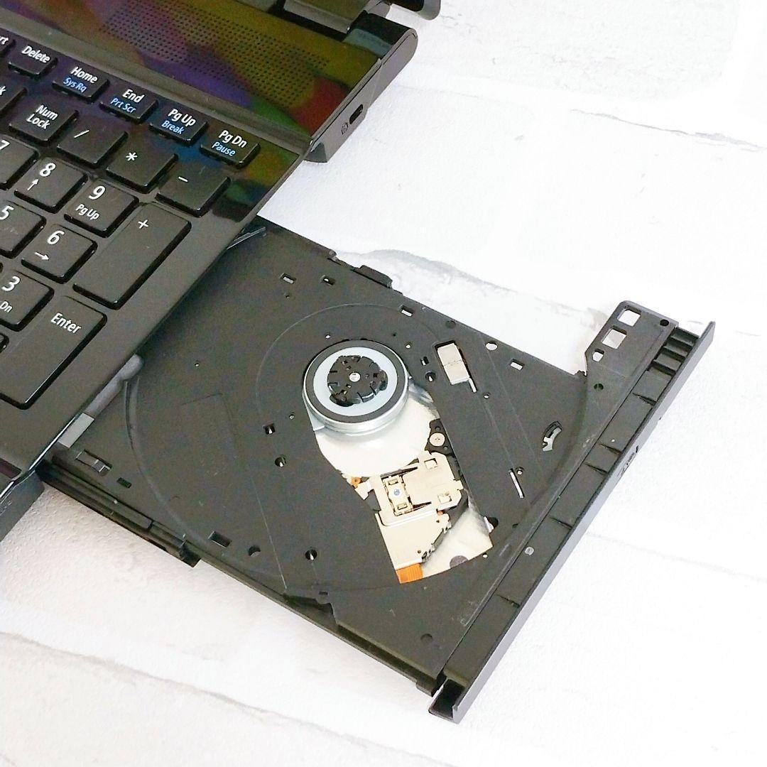 美品✨たっぷり1TB✨Corei7✨Windows11 ノートパソコン✨カメラ付