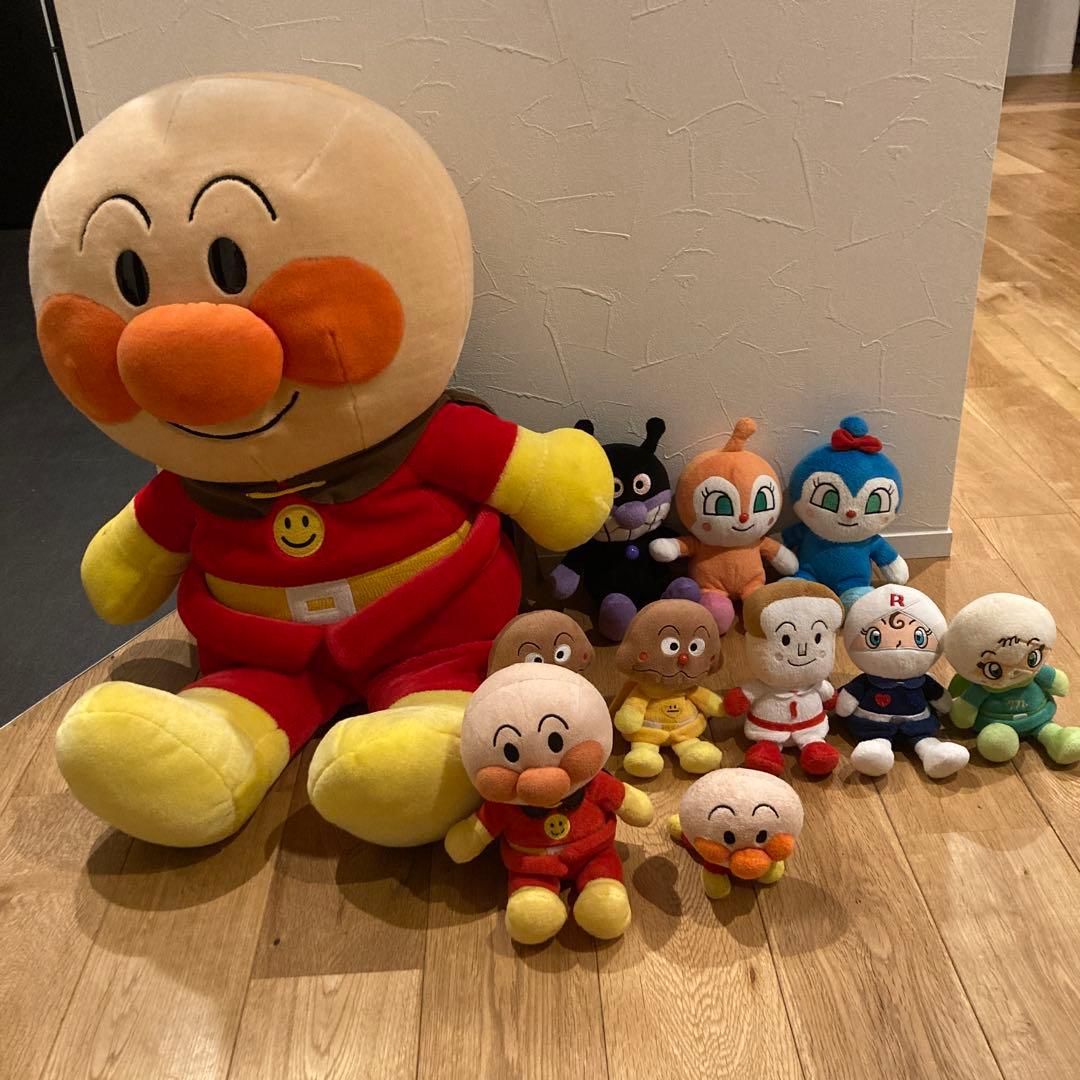 アンパンマン 特大サイズ　ぬいぐるみ まとめ売り 11体