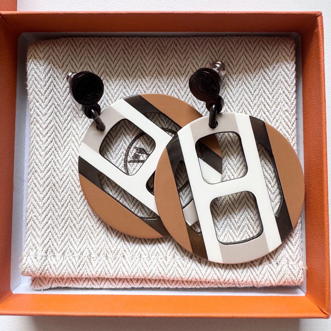 新規購入 Hエキップ エルメス ピアス HERMES バッファローホーン ブラウン アクセサリー