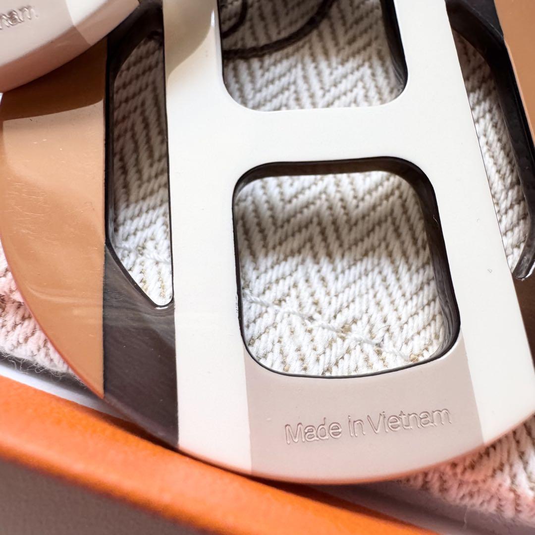 エルメス Hエキップ ピアス ブラウン バッファローホーン HERMES