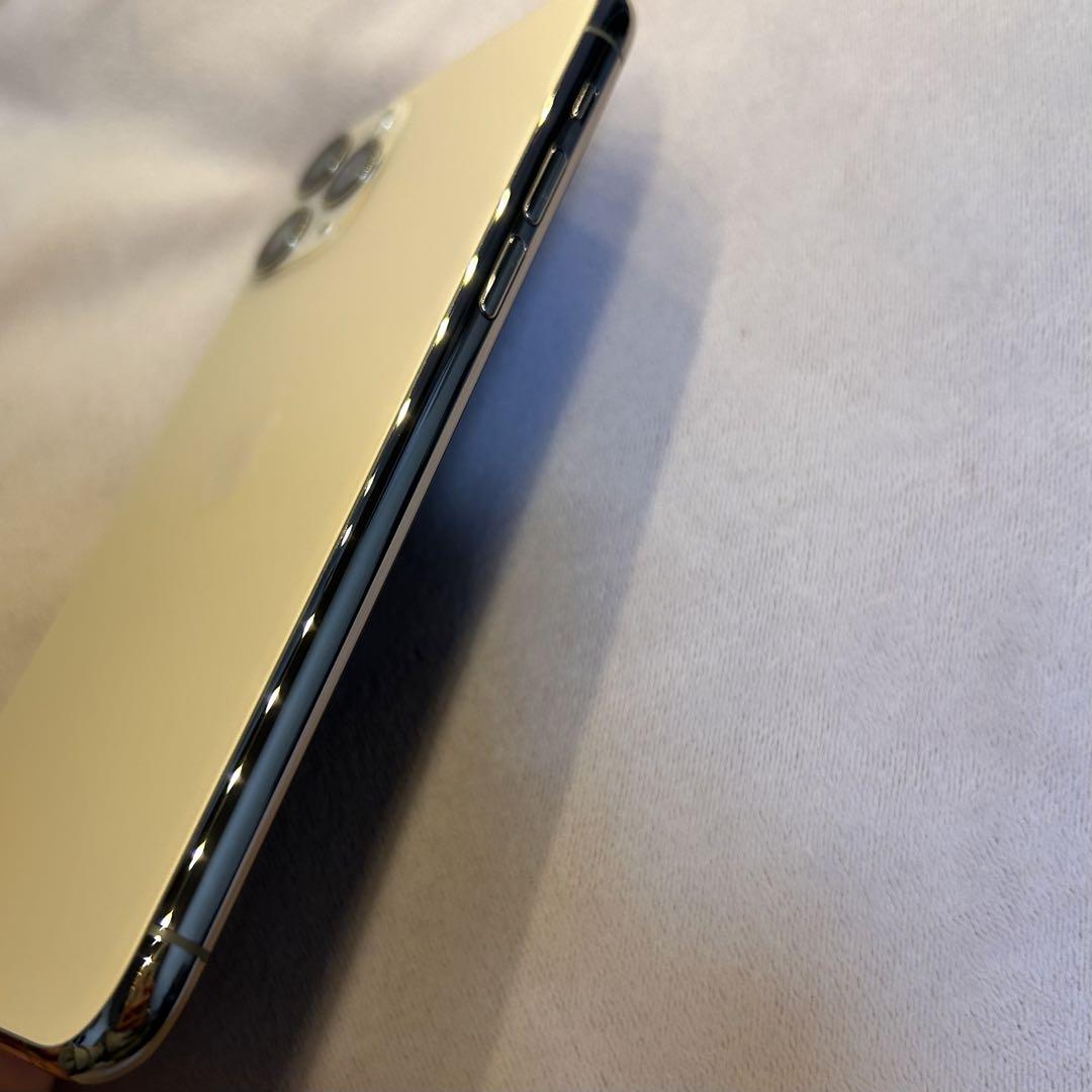 【iPhone本体 11Pro】256GB ゴールド