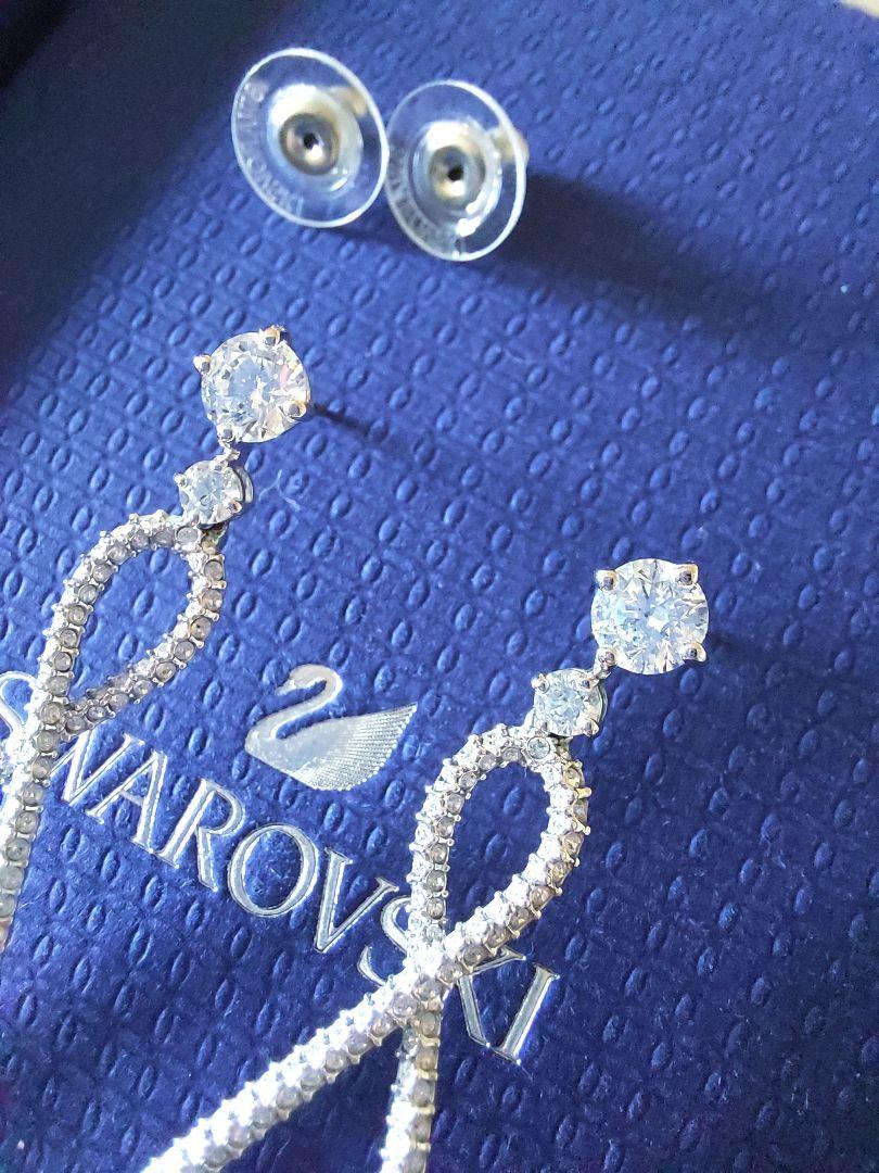 証明書 新品 SWAROVSKI Infinity ピアス スワロフスキー