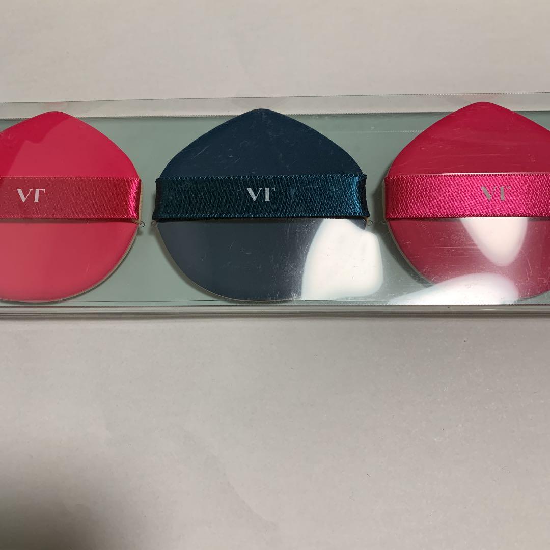 VTコスメティクス　ダブルレイヤートーンアップクッション+エッセンスサンパクト