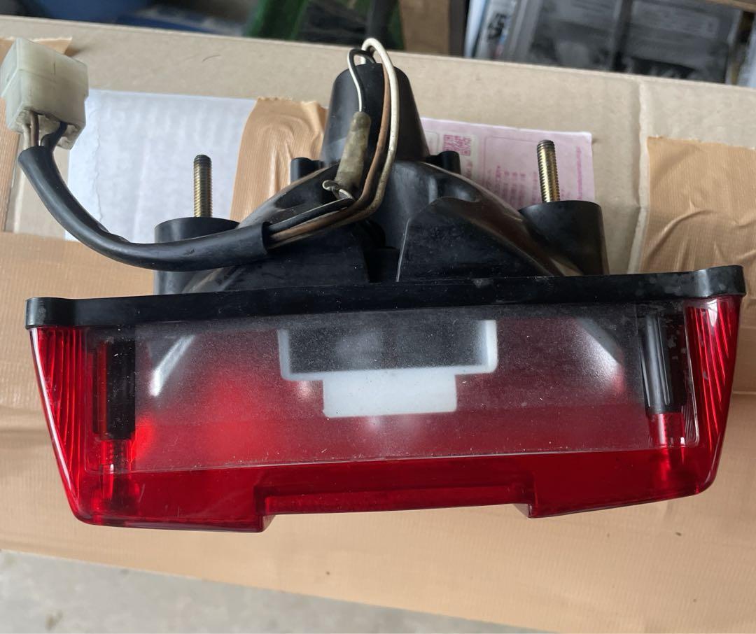 GSX250e ゴキ　テールランプ　美品