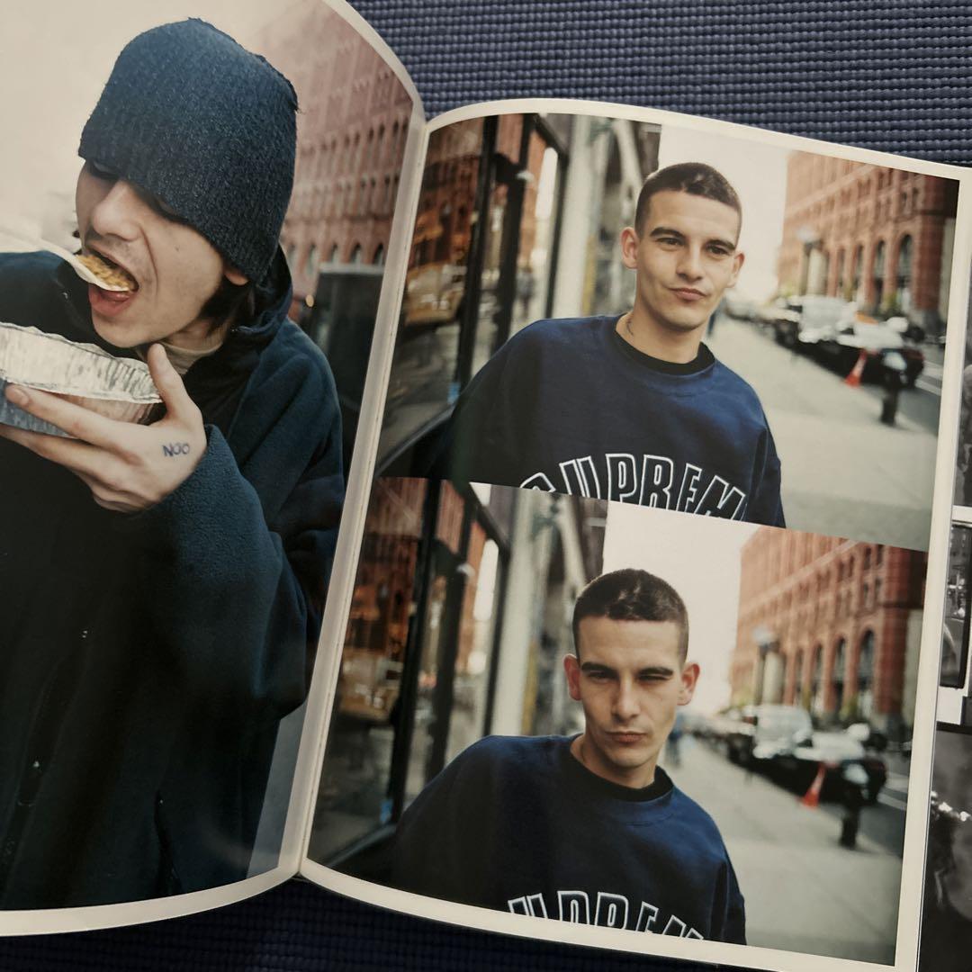 ARI MARCOPOULOS  写真集　OUT&ABOUT