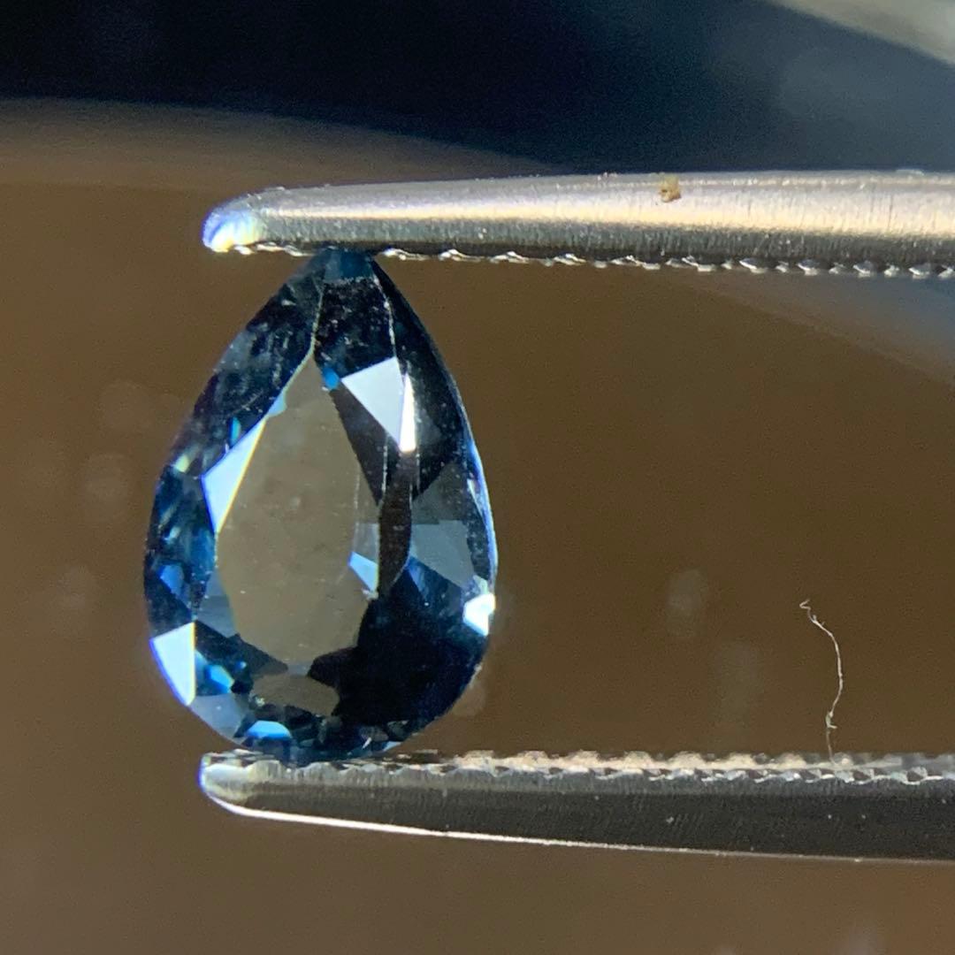 1.10ct ペアシェイプ目立った傷や汚れなし