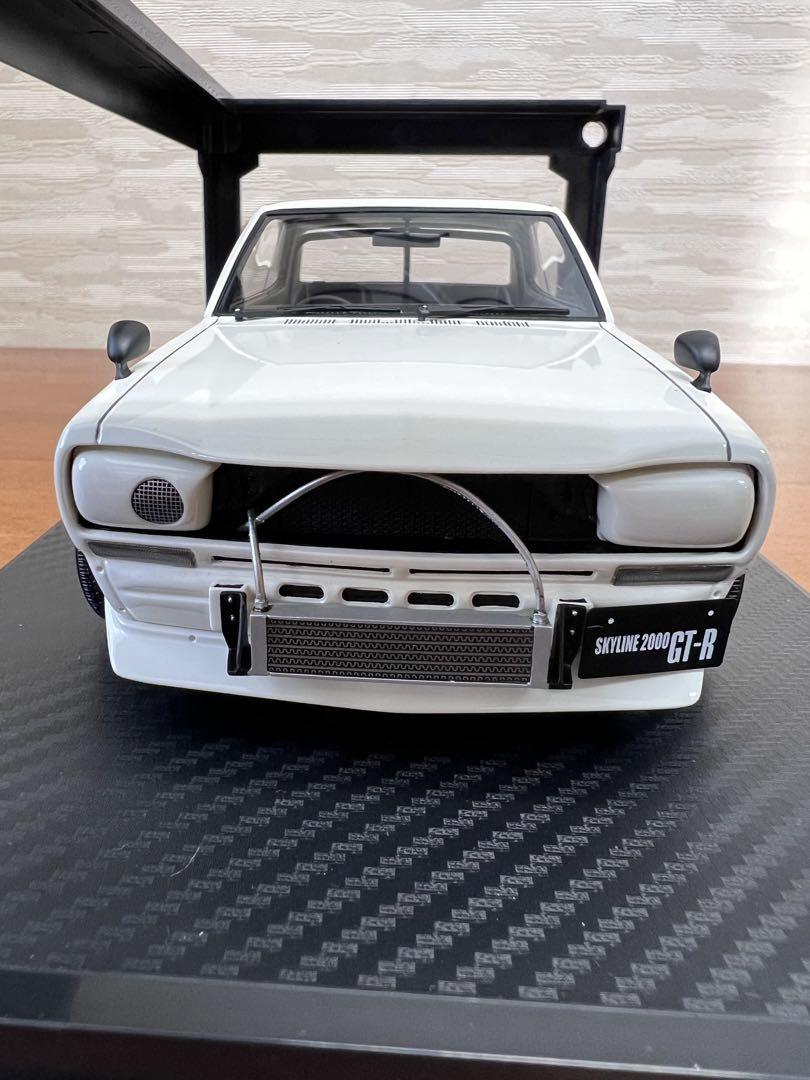 No261ミニカー1/18箱ありSKYLINE 2000 GT-R KPGC10