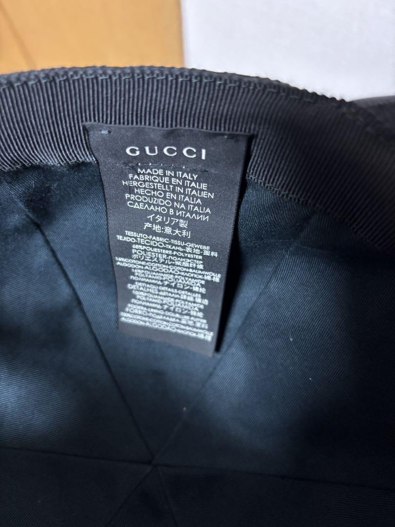 GUCCI ブラックキャップ ストライプ