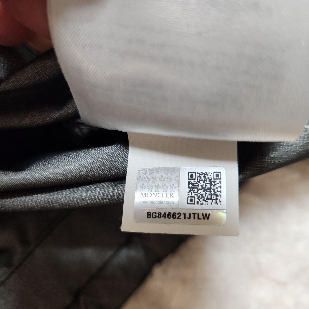 使用感少★MONCLER　モンクレール　ナイロン　パーカー　黒　サイズ3