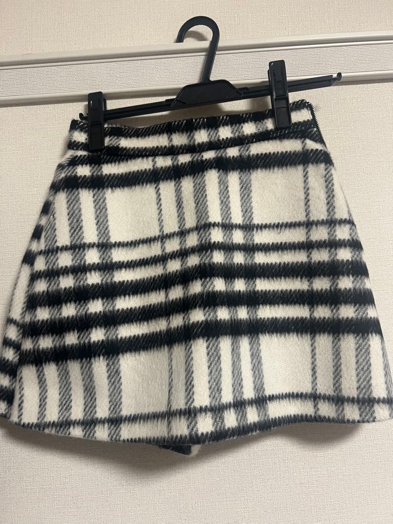 爆売り!】 シェリエ 台形スカート 新品未使用 ミニスカート - imaver.org