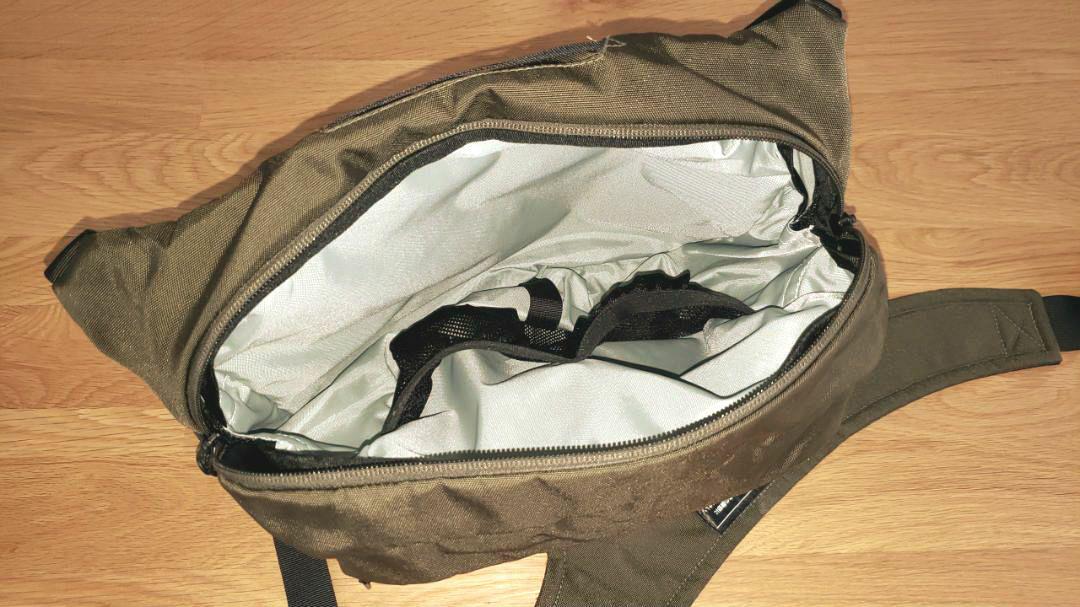 THE NORTH FACE スリングバッグ ベビー 8L カーキ