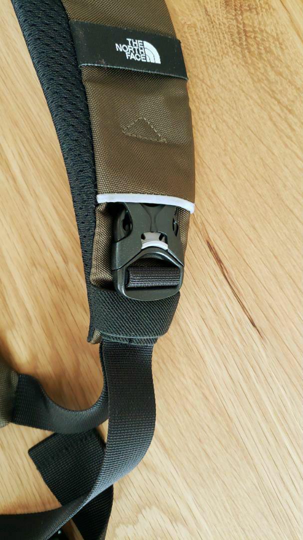 THE NORTH FACE スリングバッグ ベビー 8L カーキ
