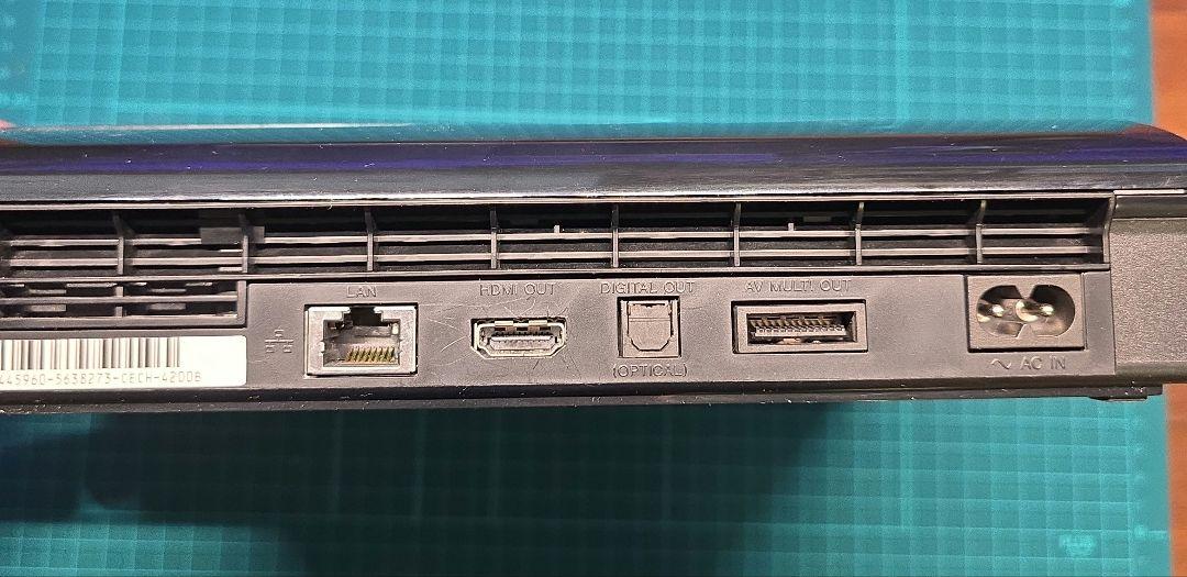 PS3 CECH-4200B 本体 コントローラー2個充電スタンド付きソフト6本