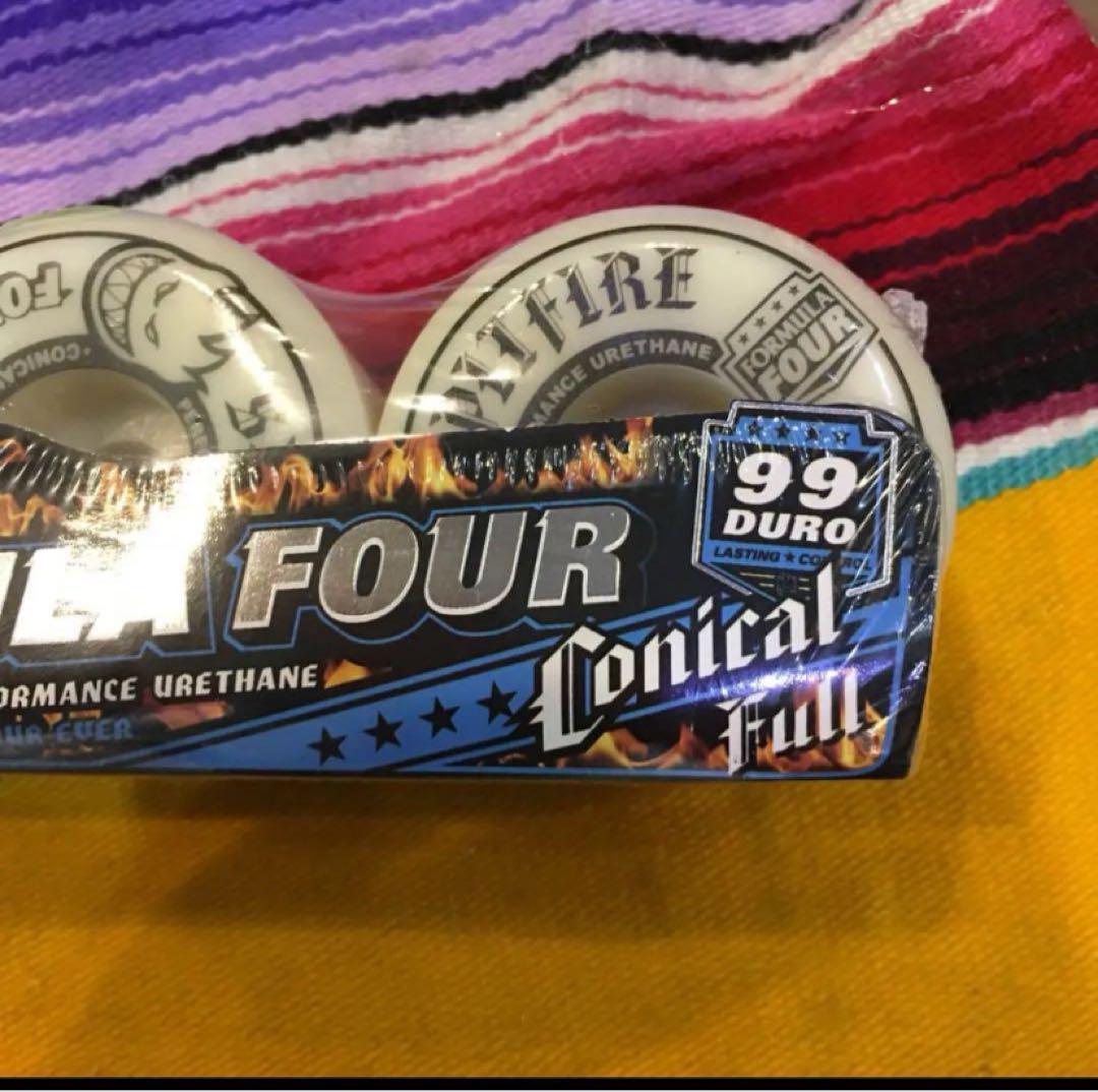 スピットファイヤー　ウィール  58m コニカルフル99duro
