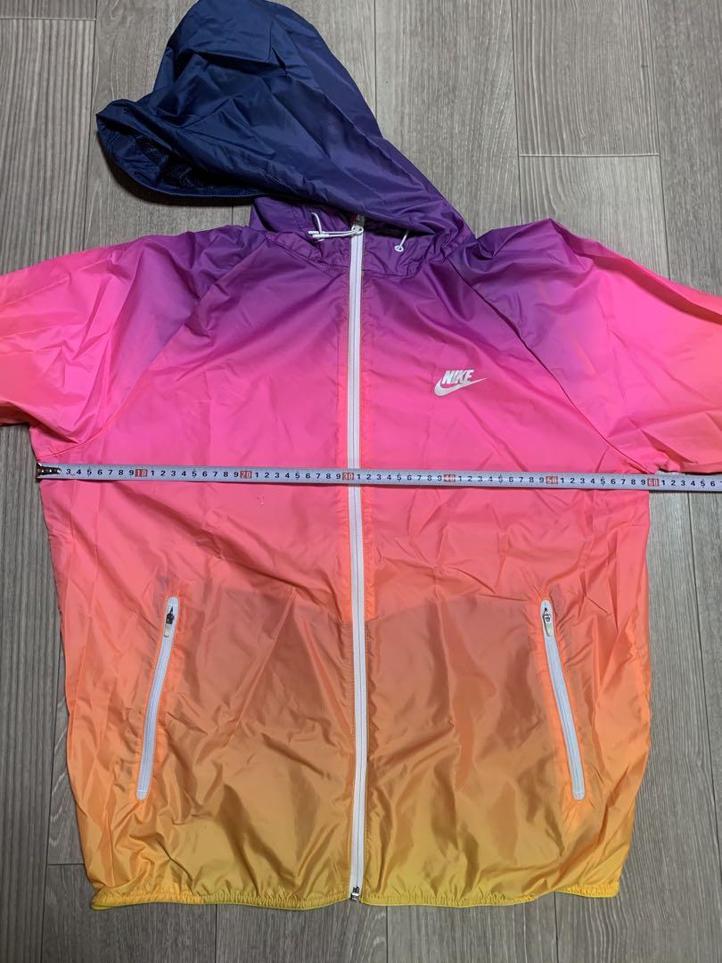 未使用　NIKE ナイロンパーカー　XXL