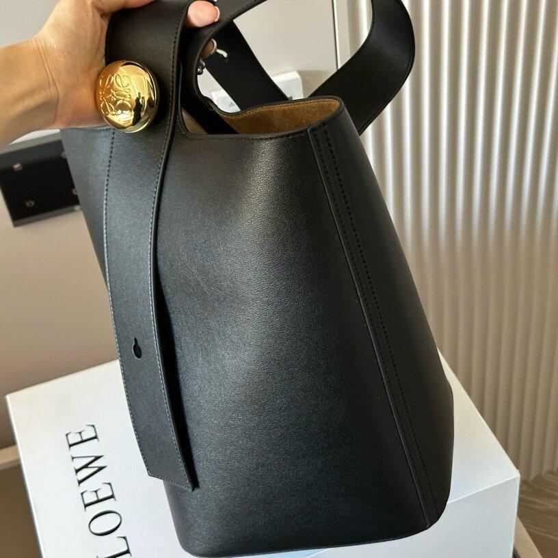 美品 ロエベ バケットバッグ ショルダーバッグ ブラック ゴールド