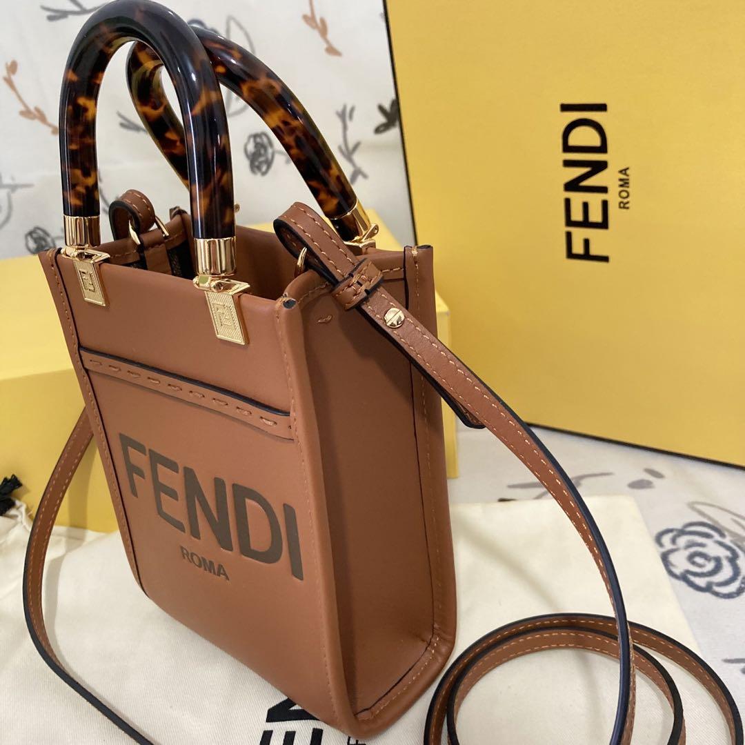 送料関税込☆FENDI サンシャイン Sunshine ショッパー スモール