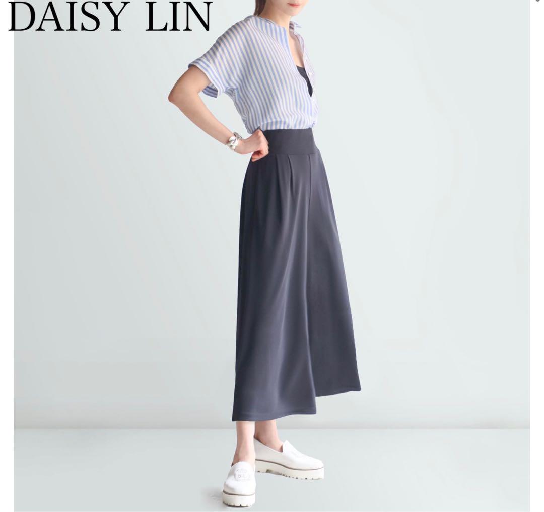 23年 DAISY LIN FOXEY \