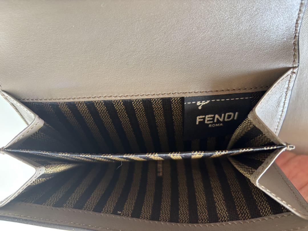 フェンディ FENDI MEDIUM WALLET VIT.PALMELLATO