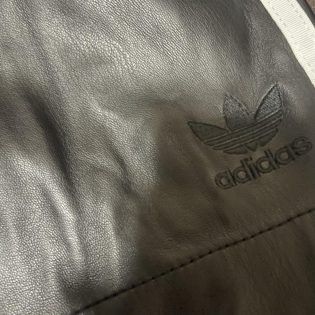 I*可様 adidas レザー ショーツ ハーフパンツ - メルカリ