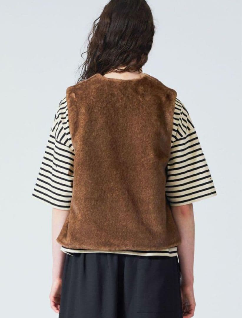 半額！ミズイロインドmizuiro ind イミテーションファーショートベスト 半額！ミズイロインドmizuiro ind イミテーションファーショートベスト