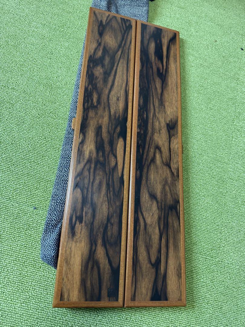 8×4