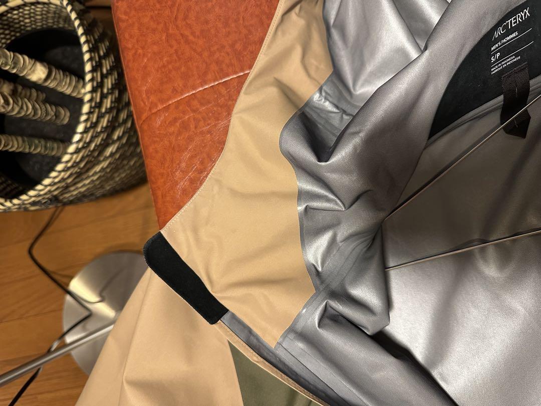 早い者勝ち！【美品】ARC'TERYX ベータジャケット Sサイズ