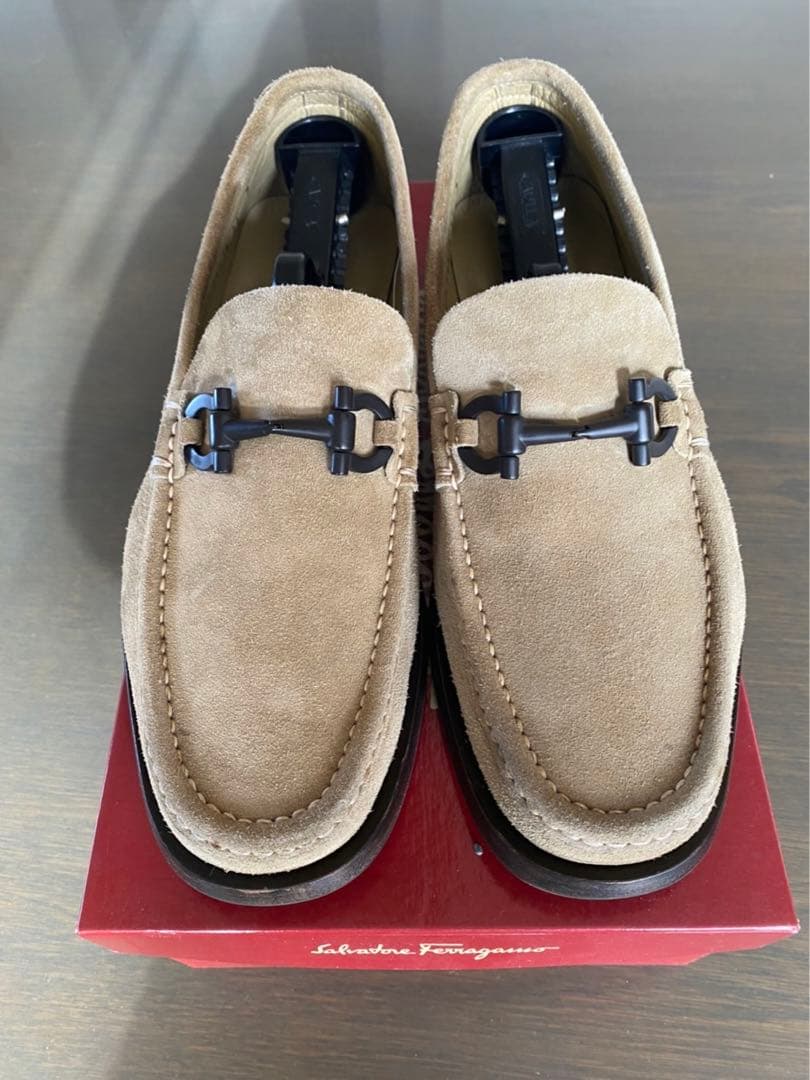 高い素材高い素材サルヴァトーレフェラガモ コインローファー