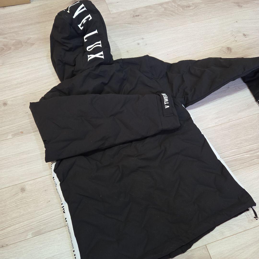 V TWELVE LUX ブラックジャケット V TWELVE LUX ブラックジャケット