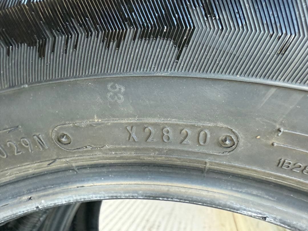 ダンロップスタッドレス195／65R15 91Q深溝 - メルカリ