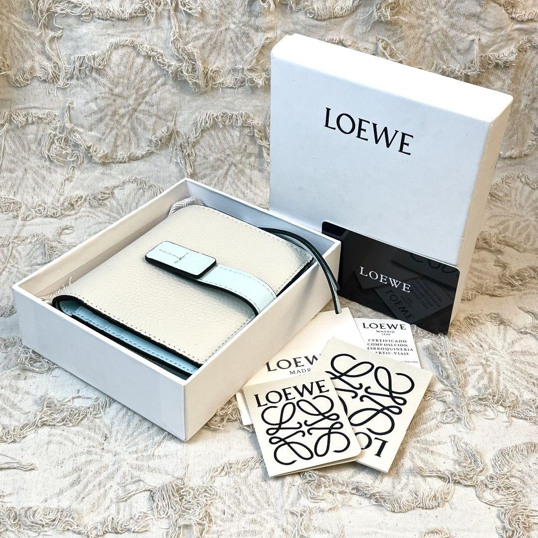 LOEWE 財布 二つ折り