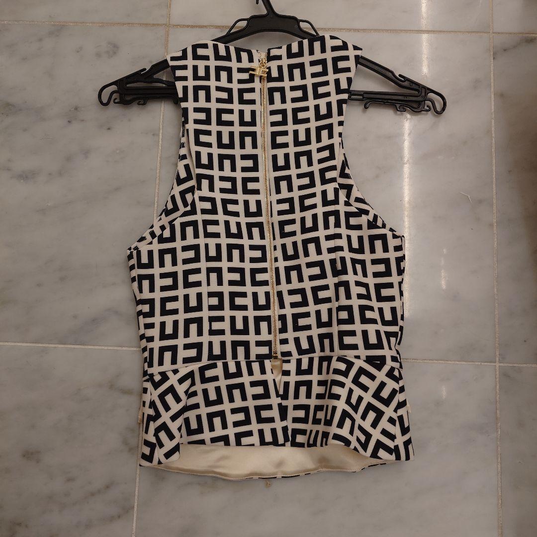 まどか様専用!エリザベッタフランキ ラビリンス ロゴ トップス 38 美品 画像8