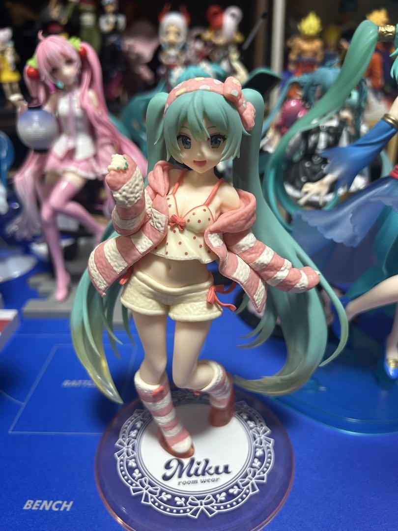 初音ミクフィギュアセット 中古】【未開封】【セット】初音ミクAMPシリーズフィギュア 6体