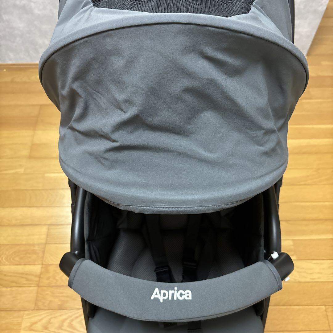 極美品✨　人気モデル アップリカ カルーン エアー メッシュ アニマル柄 超軽量
