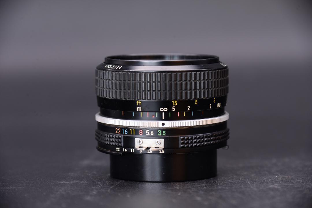 Nikon ニコン New Nikkor 28mm f3.5 Ai改