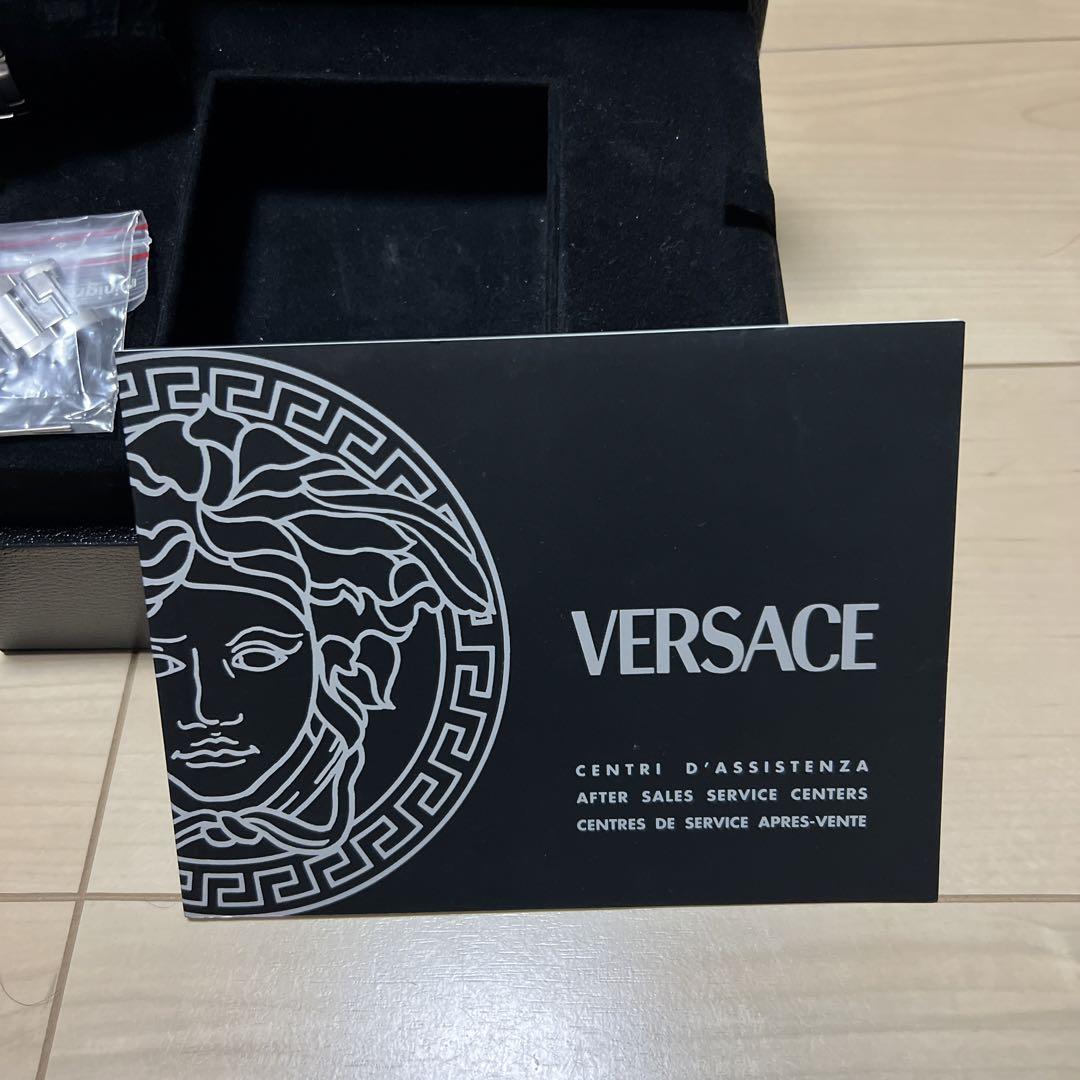 Versaceの時計です。