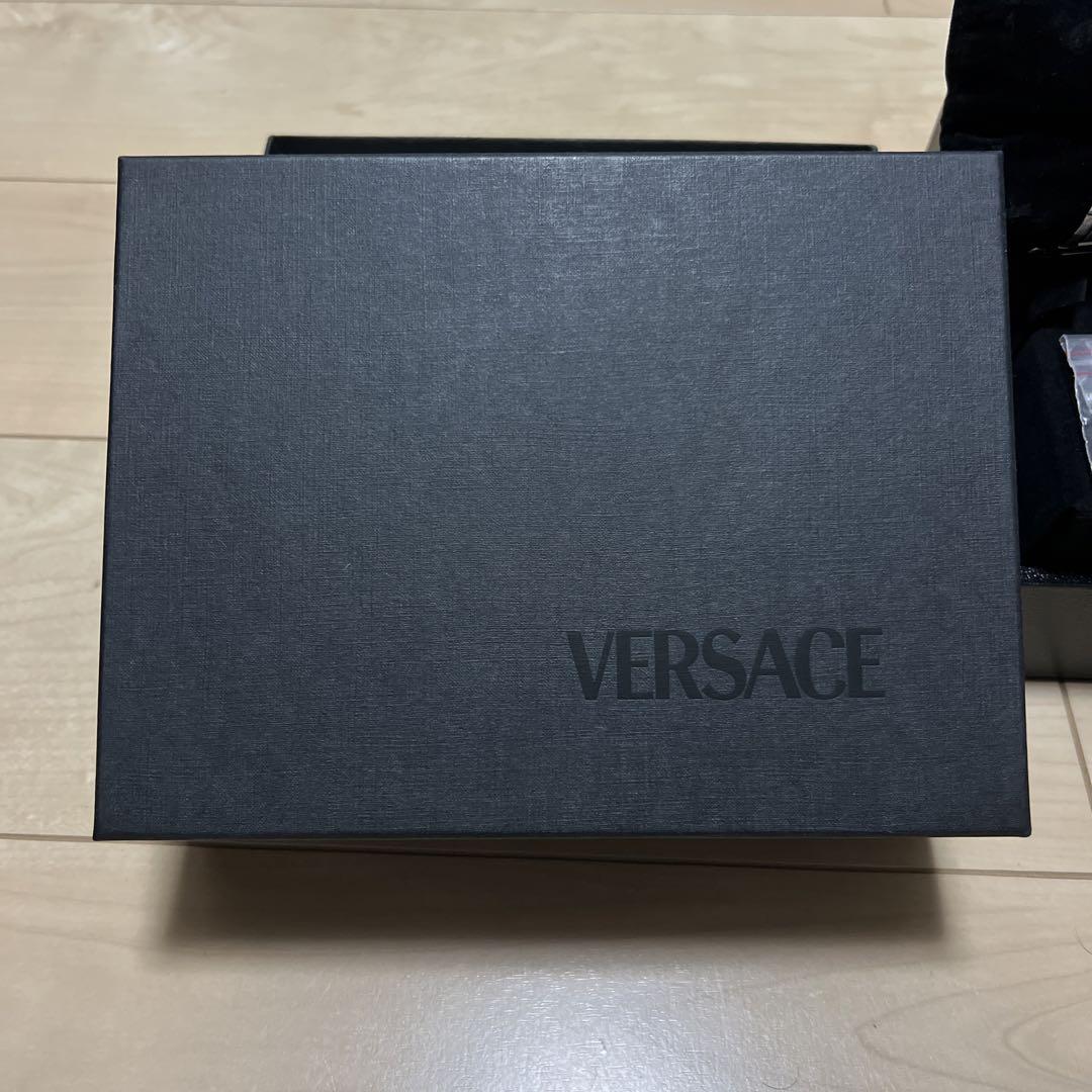 Versaceの時計です。