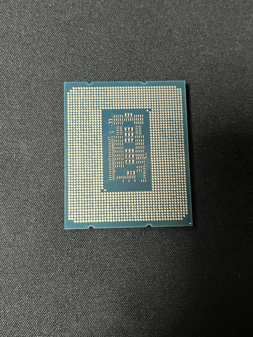お*ぱ様 CPU インテル Intel Core I9 12900K 動作未確認
