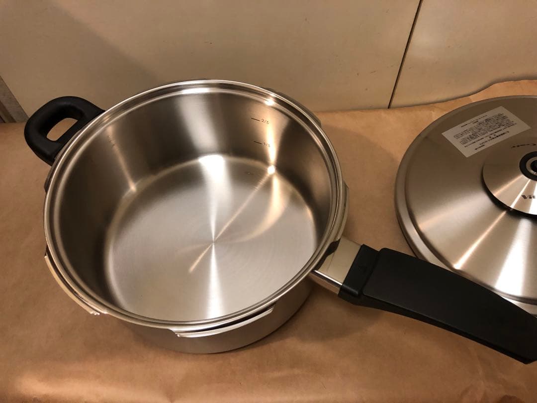 圧力鍋 4.5リットル