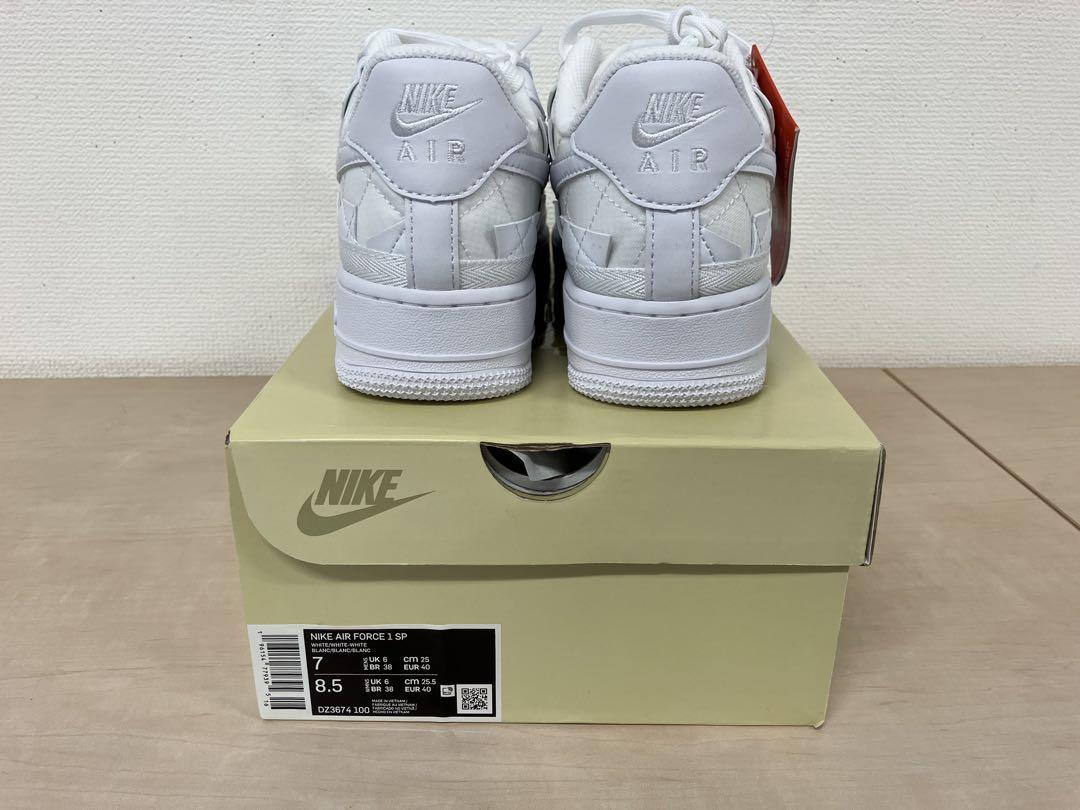 NIKE ナイキエアフォース1 × ビリーアイリッシュ　ロー　トリプルホワイト