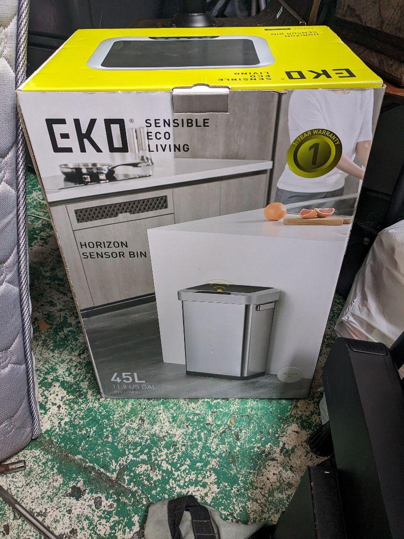 新品未使用 EKO自動センサー付ゴミ箱 45L EK9262P-45L　シルバー