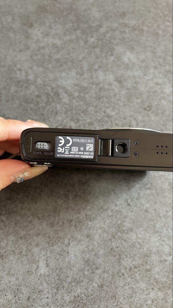 デジタルカメラ CASIO DIGITAL CAMERA EX-Z200