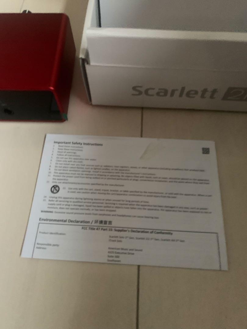 Focusrite Scarlett 2i2 USBオーディオインターフェース