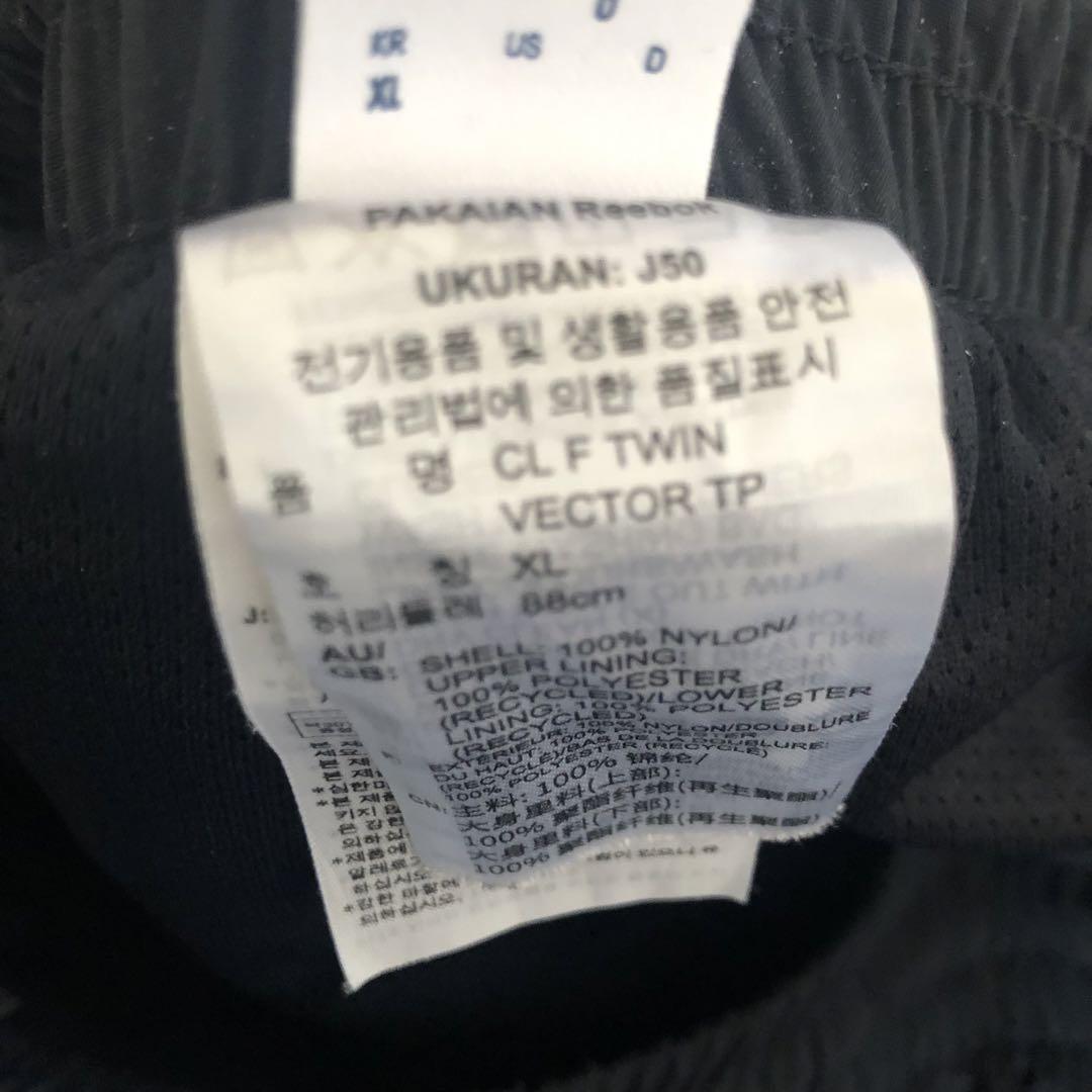 【大人気】リーボックReebok Classicベクターナイロンセットアップ上下