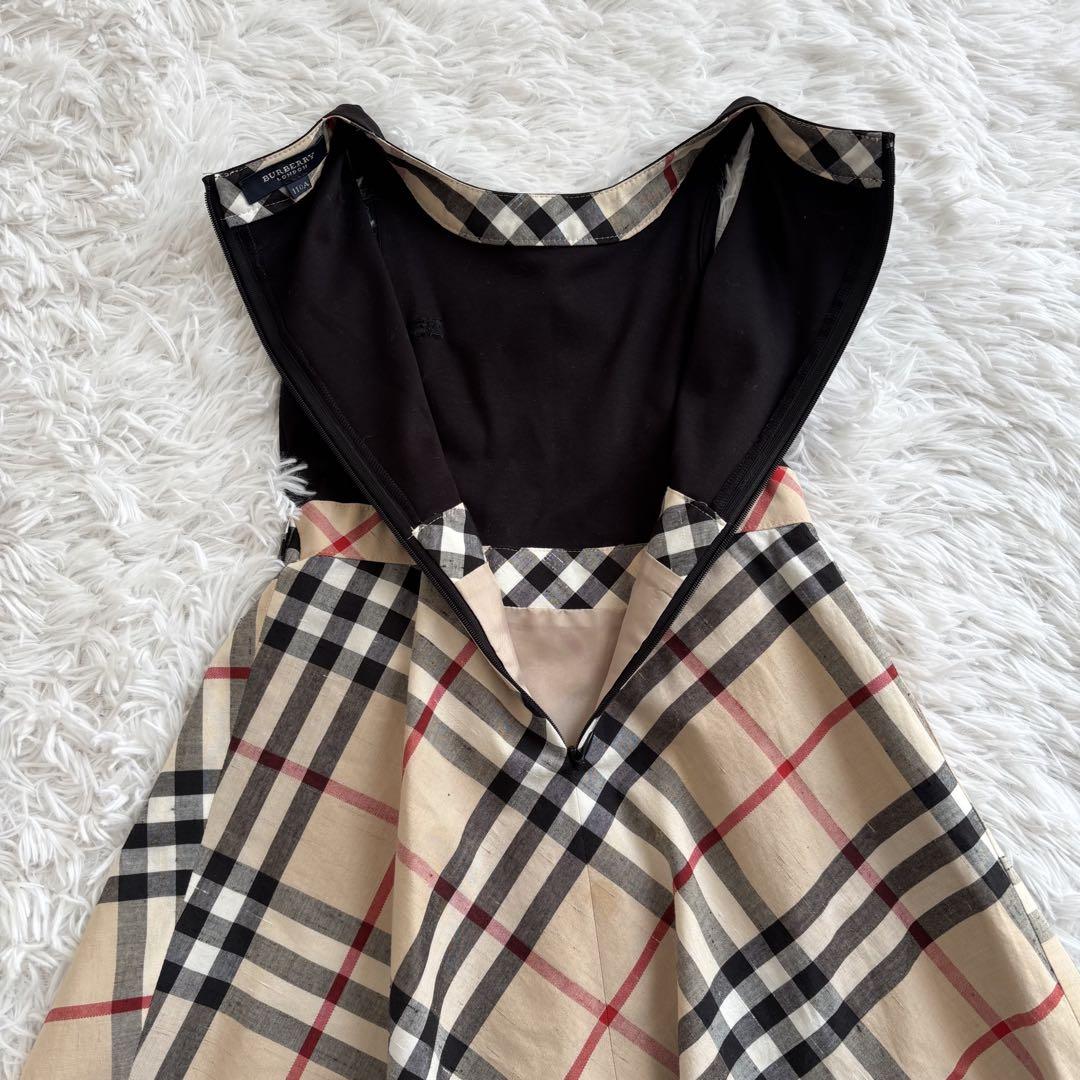 美品　BURBERRYバーバリー　キッズ　子供服　女の子110サイズ　ワンピース