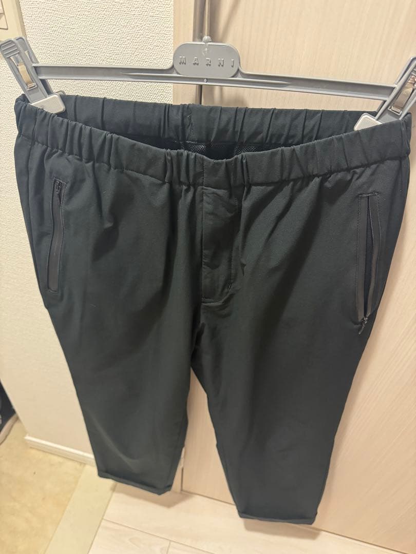 パッカブルイージーパンツ デサント　ブラック　Sサイズパンツ