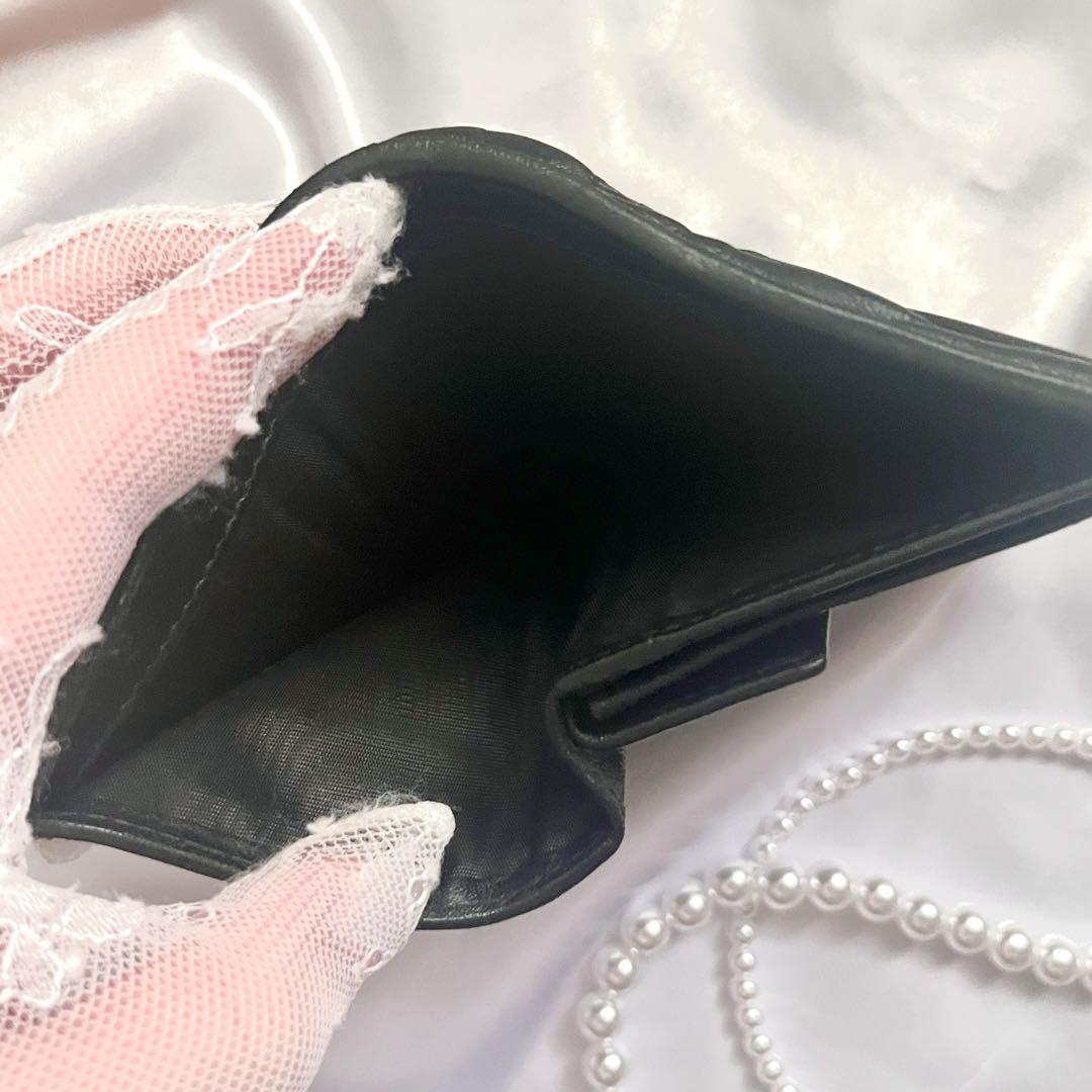 極美品 miu miu ミュウミュウ 三つ折り財布 マテラッセ ビジュー パール