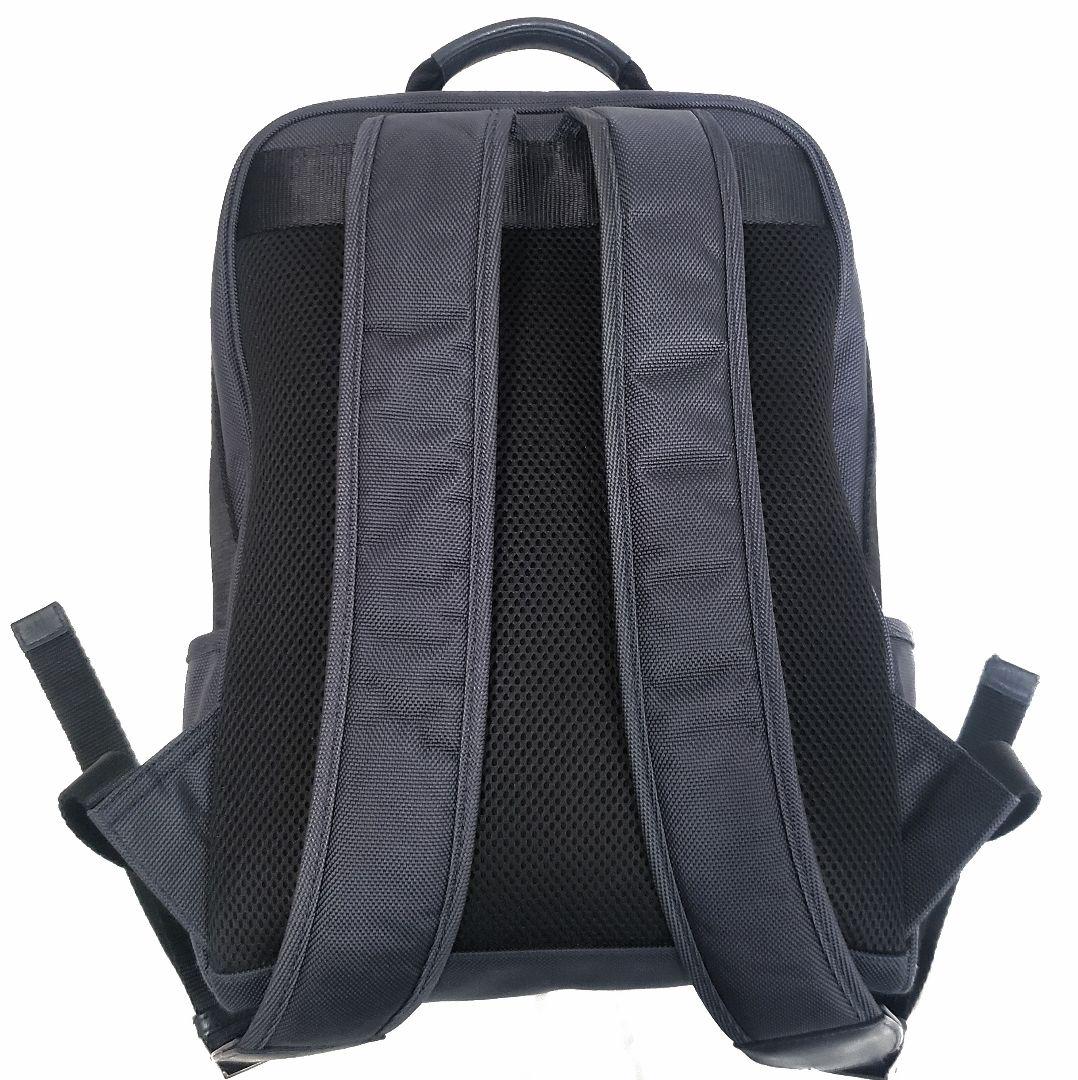 極美品✨人気モデル ハンティングワールド 大容量バックパック レザーロゴ A4可