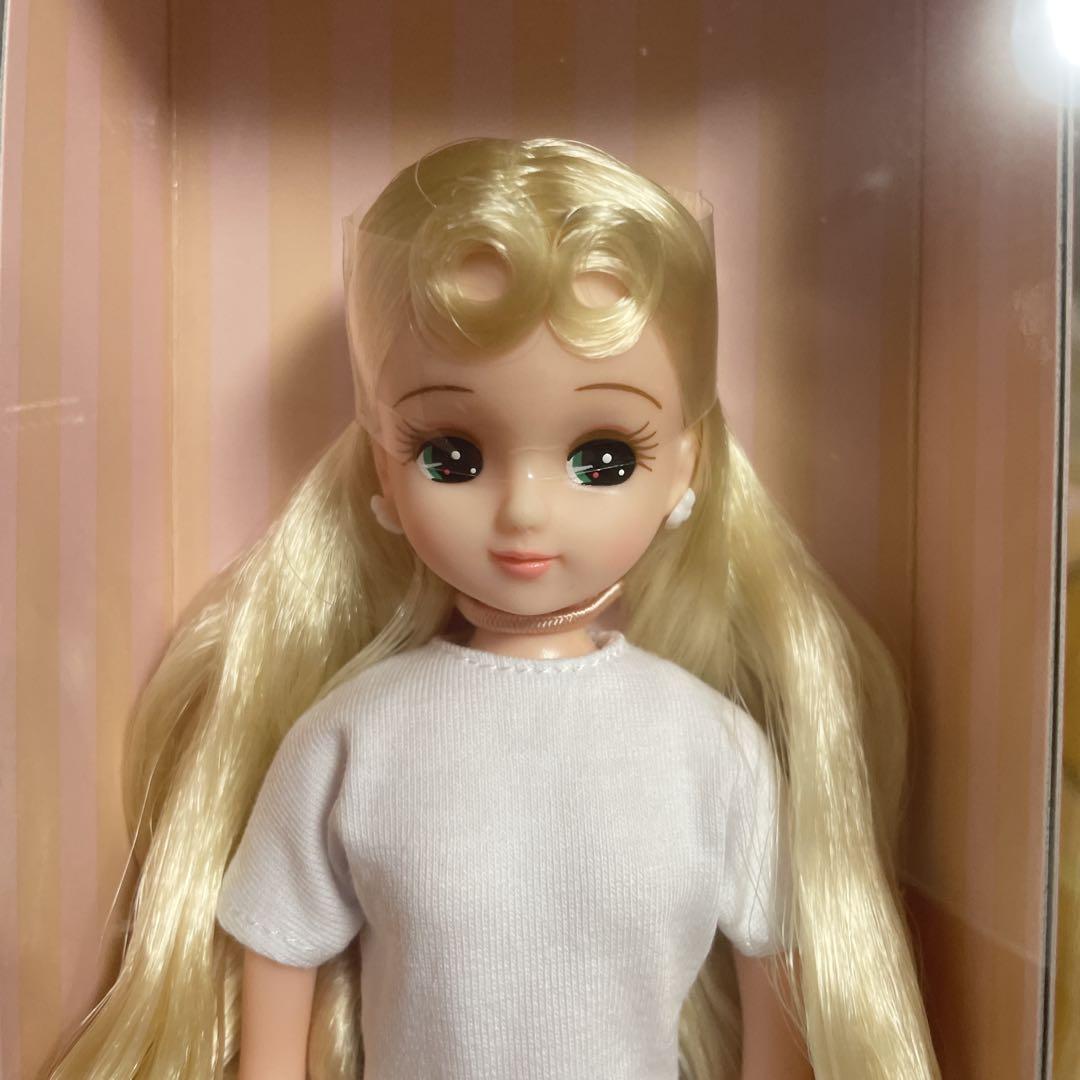 新品未開封★厳選★21年日本橋限定アイコン　リカちゃんV3 リカちゃんキャッスル 新品未開封☆21年日本橋限定アイコン リカちゃんV3 リカちゃん