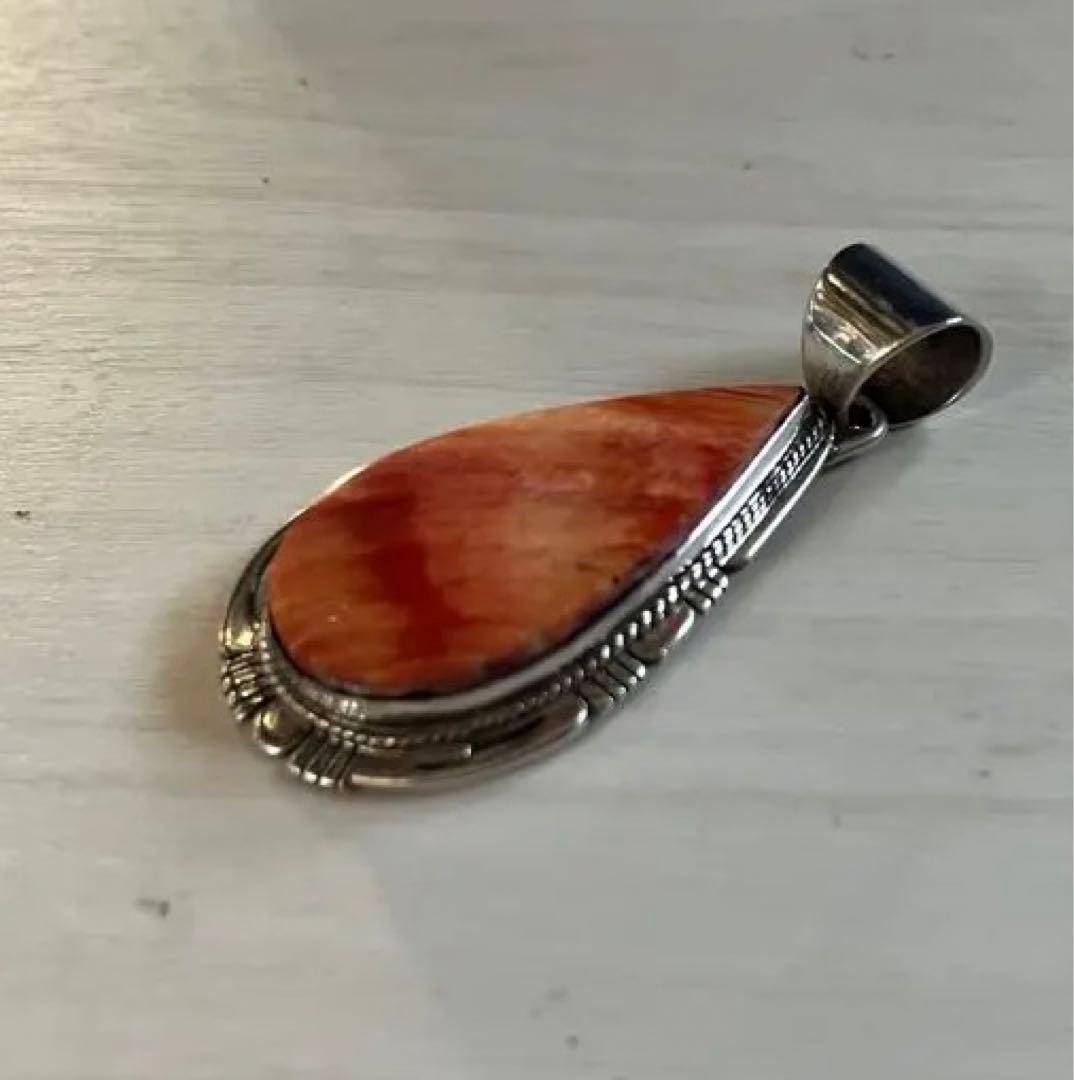 ナバホ族 PHILLIP SANCHEZ スパイニーオイスターシルバーネックレス目立った傷や汚れなし TALLINNNEXPO_COM